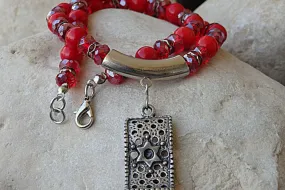 Coral beads necklace