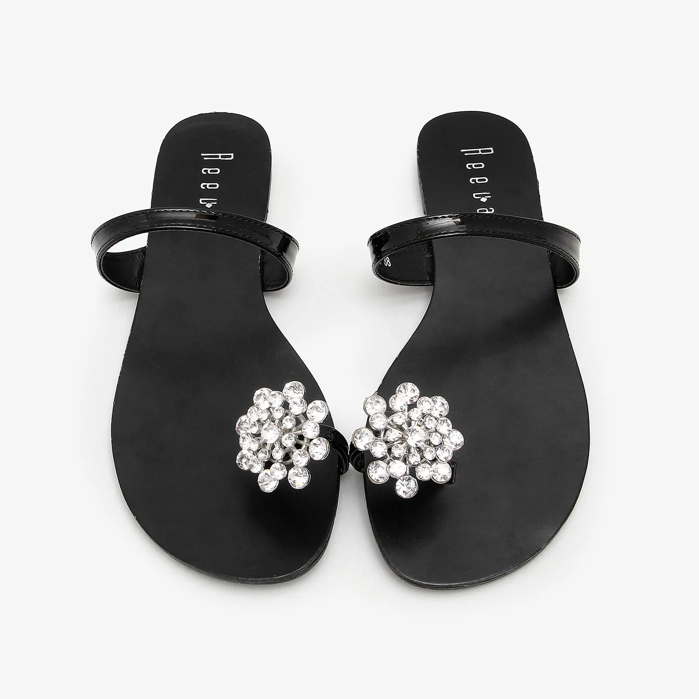 Fancy Toe Ring Chappals