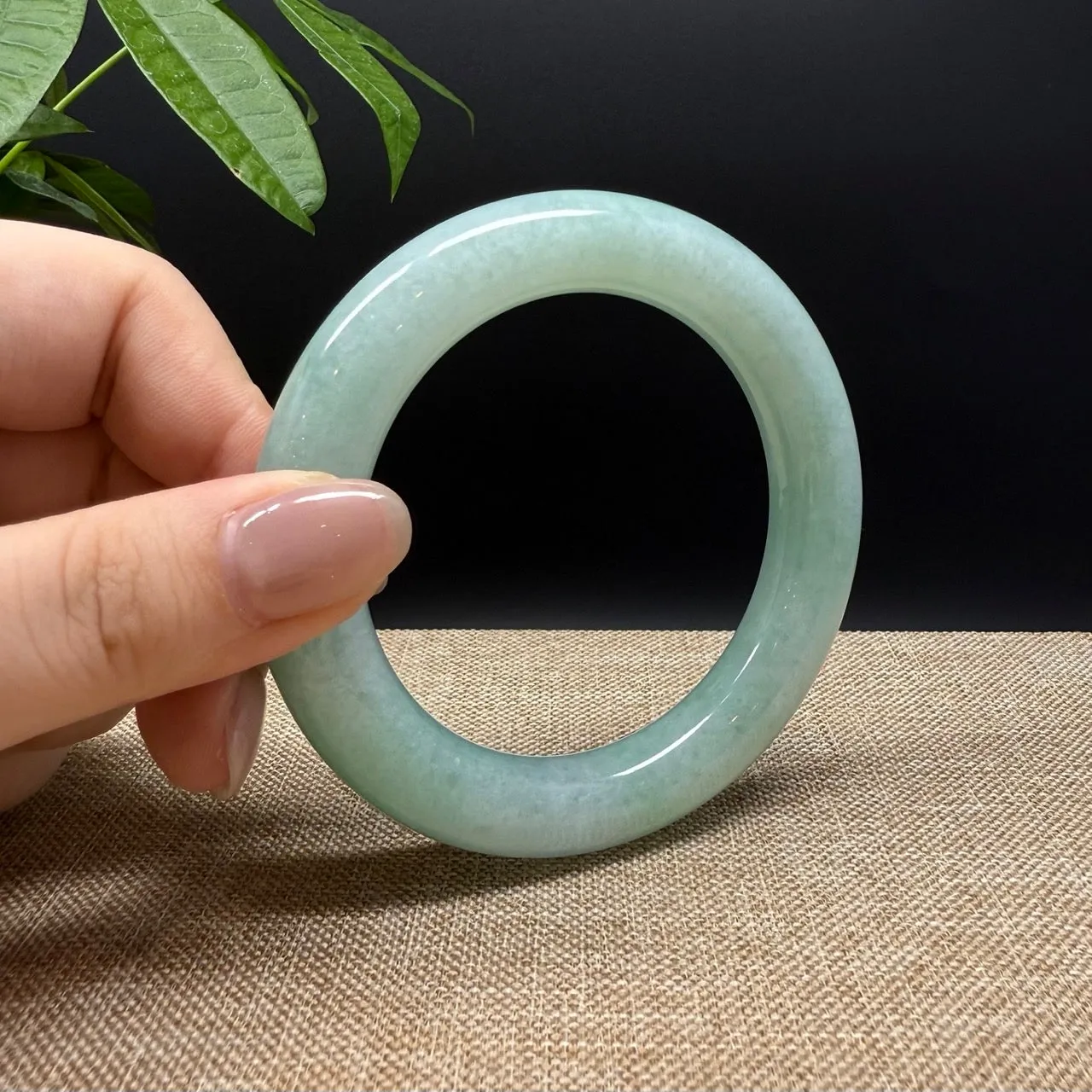 Genuine Burmese Green Jade Jadeite Bangle Bracelet ( 58mm )
