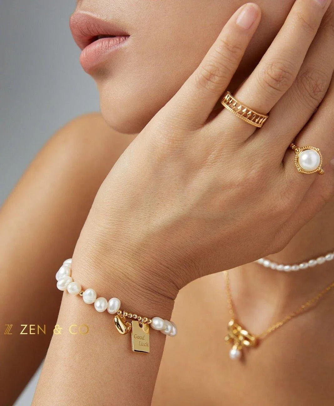 LOUISE Signet pearl open ring