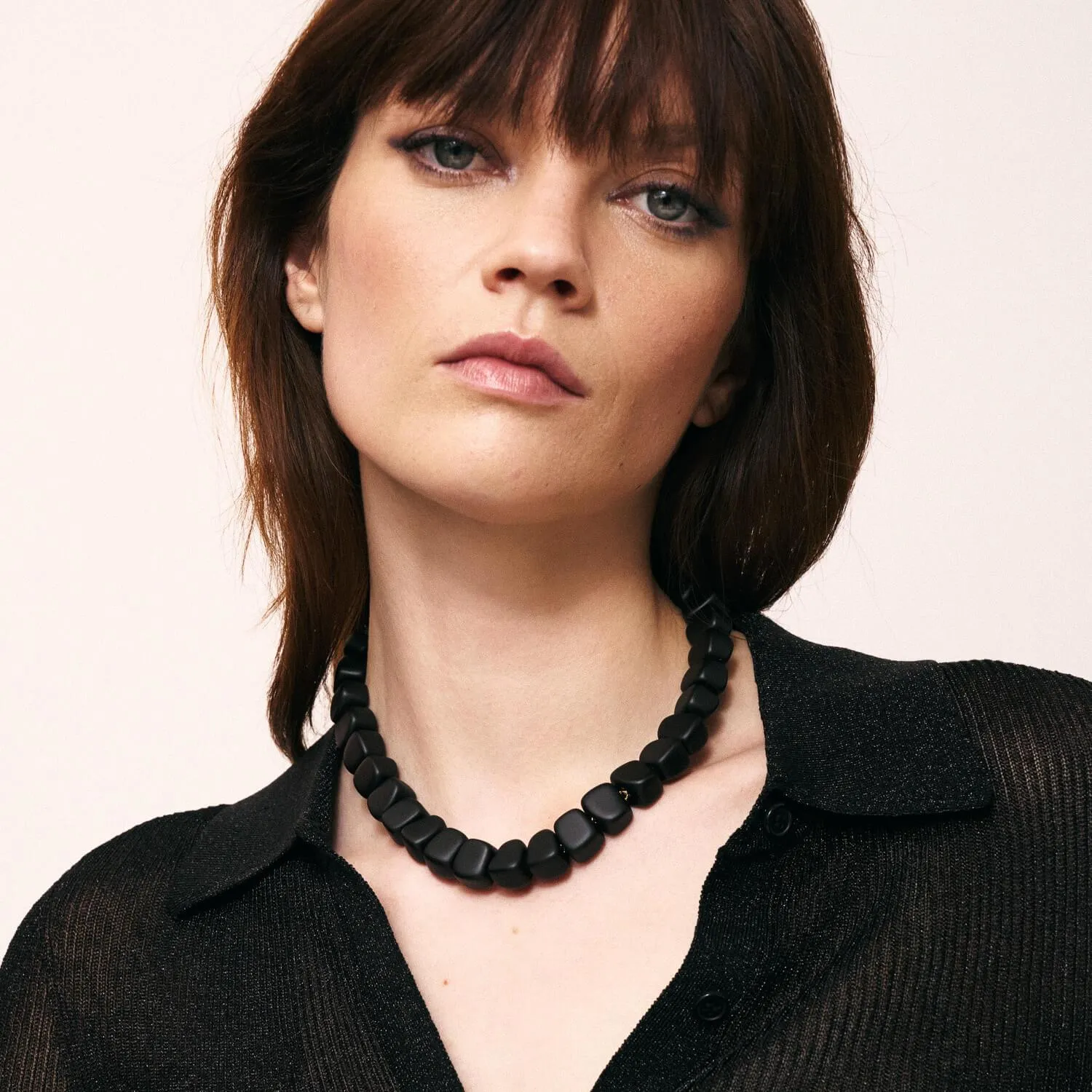Mini Organic Shaped Necklace Matt Black