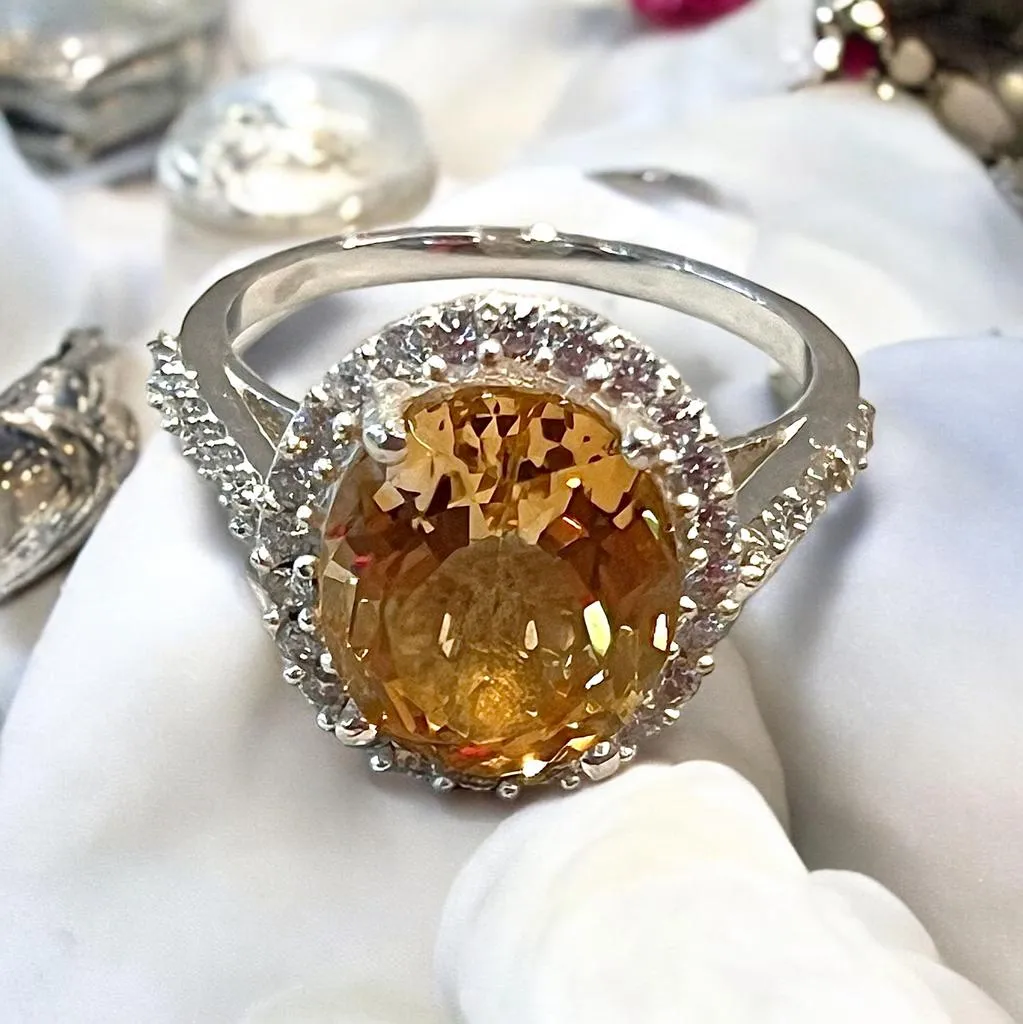 Oval Genuine Citrine gemstone ring
