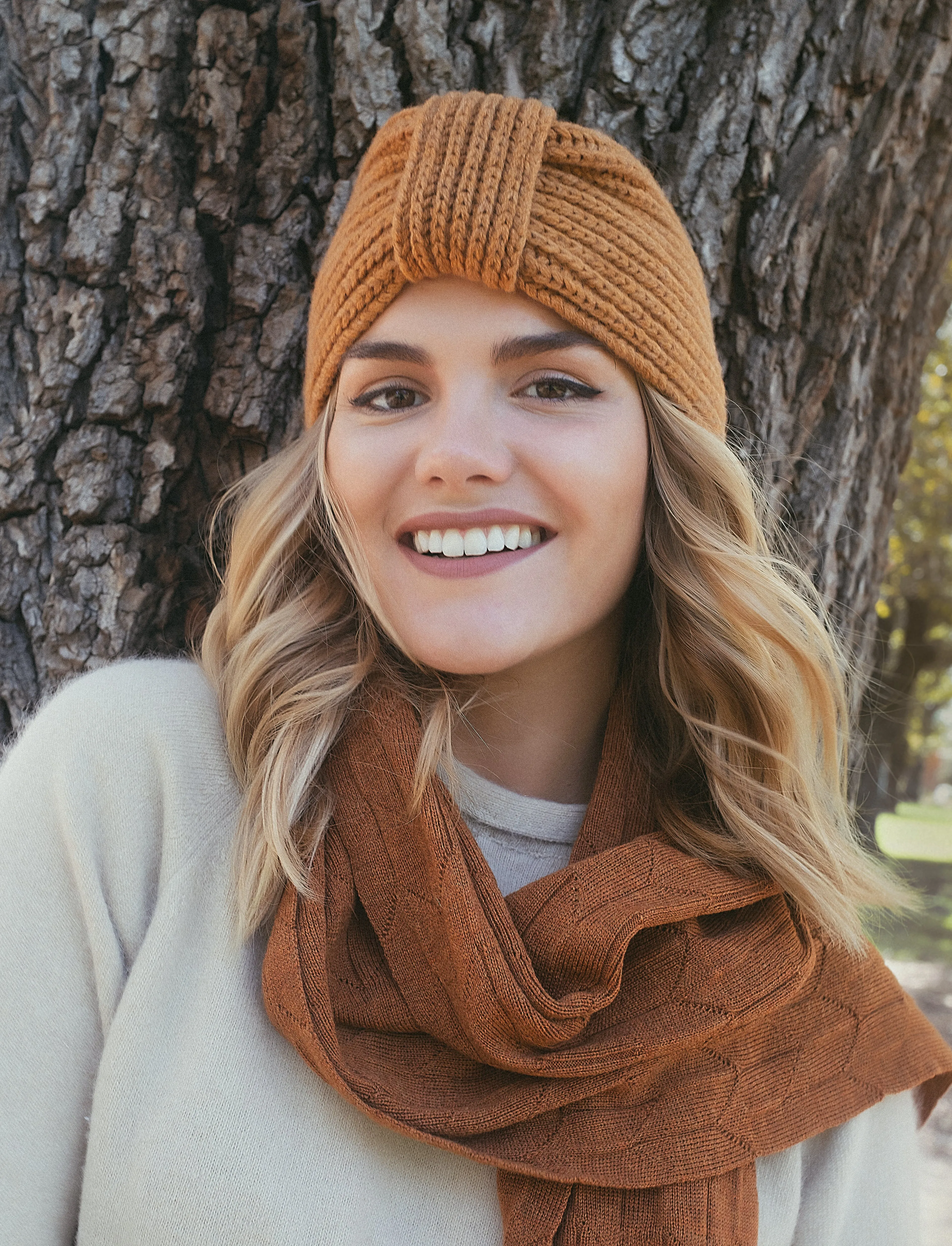 SCARVES - TULIP FIELDS - EXTRA FINE MERINO WOOL