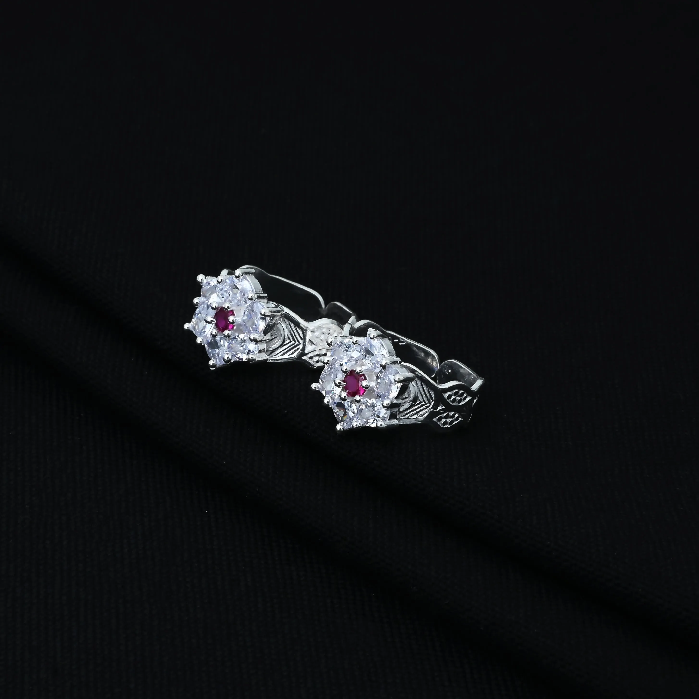 Silver Ultimate CZ Stone Floral Beauty Toe Rings