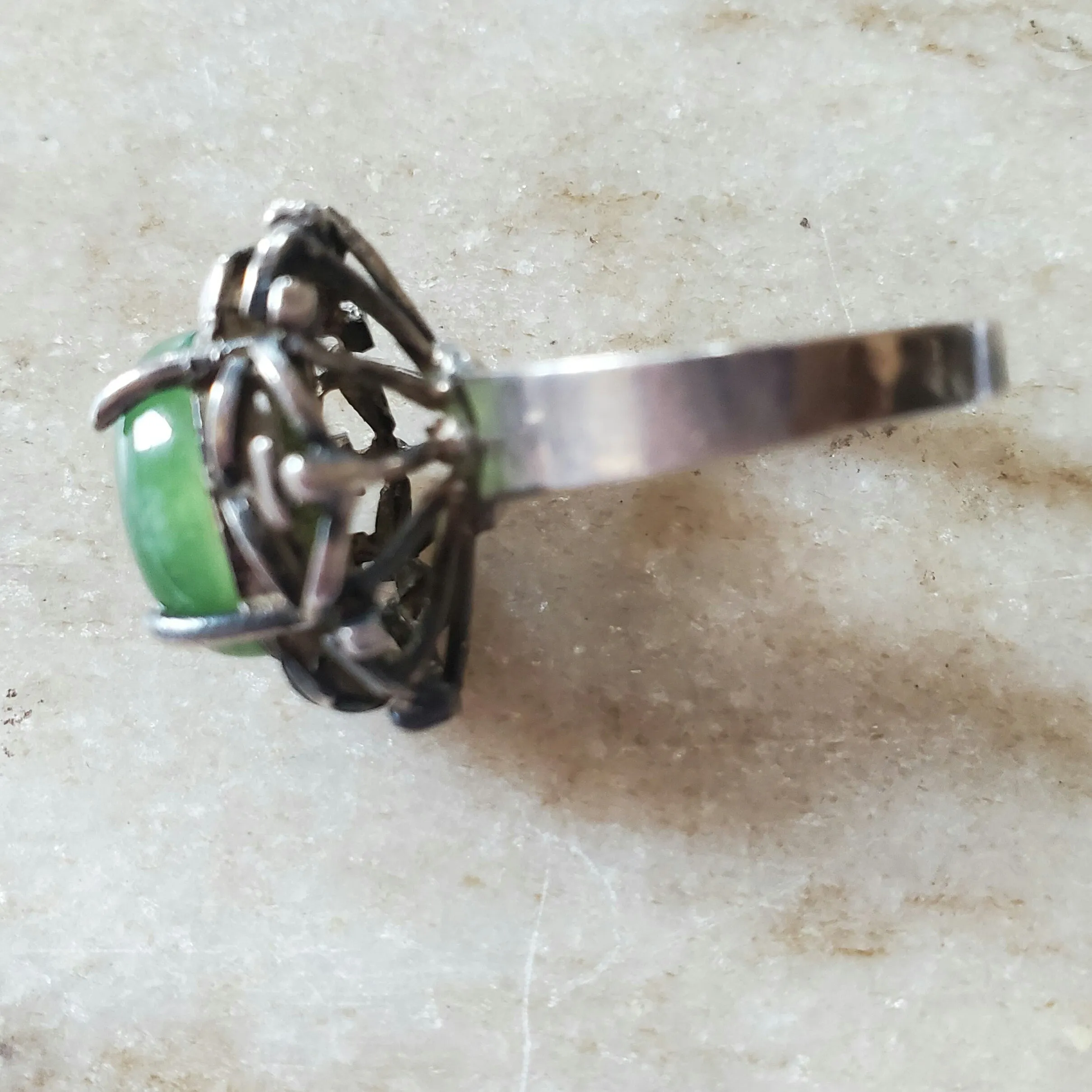 Vintage Sterling Silver Jade Ring- Vedazzling